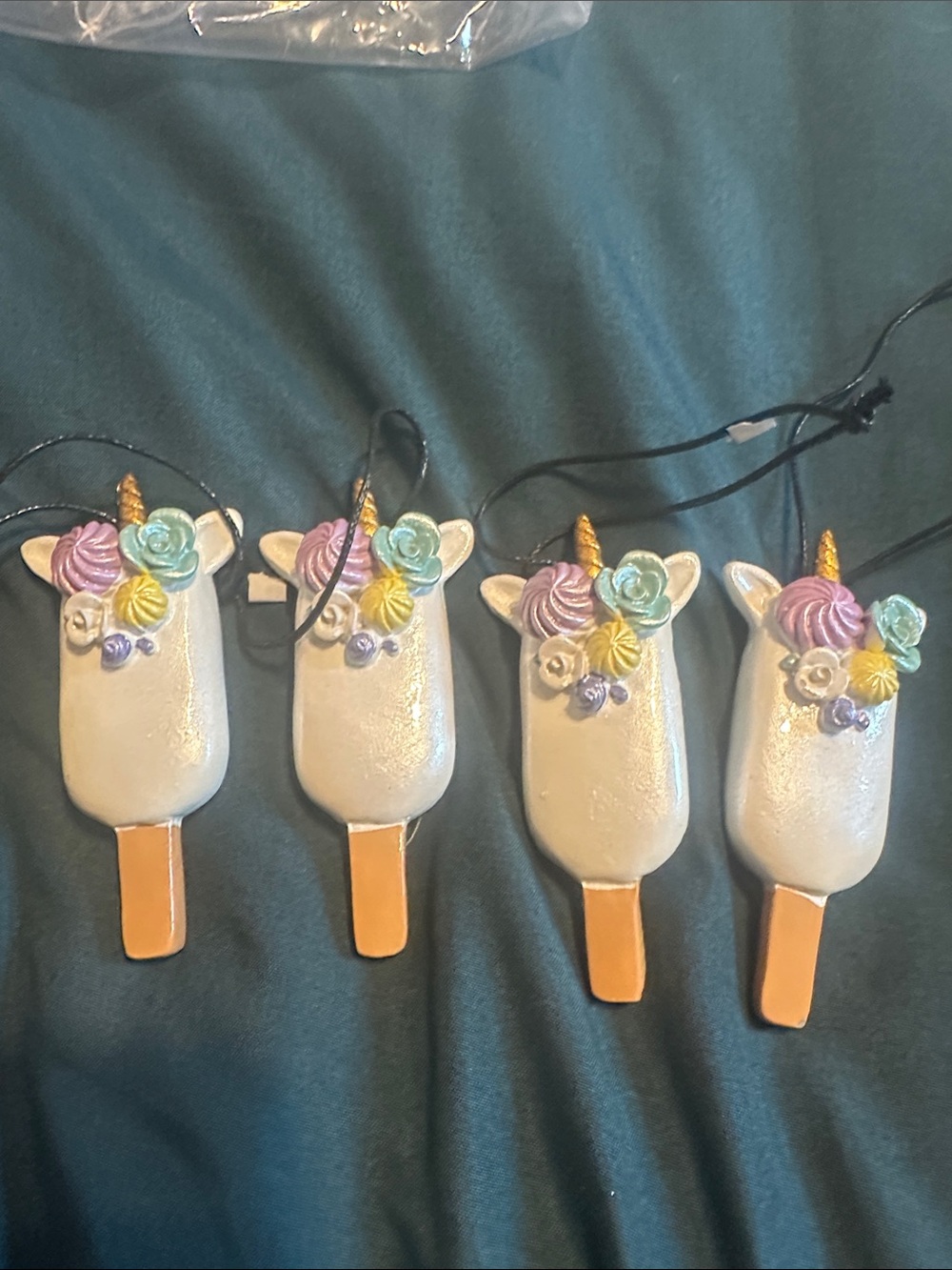 Set of 4 Adorable Unicorn Cakesicle Ornaments 🦄🍭